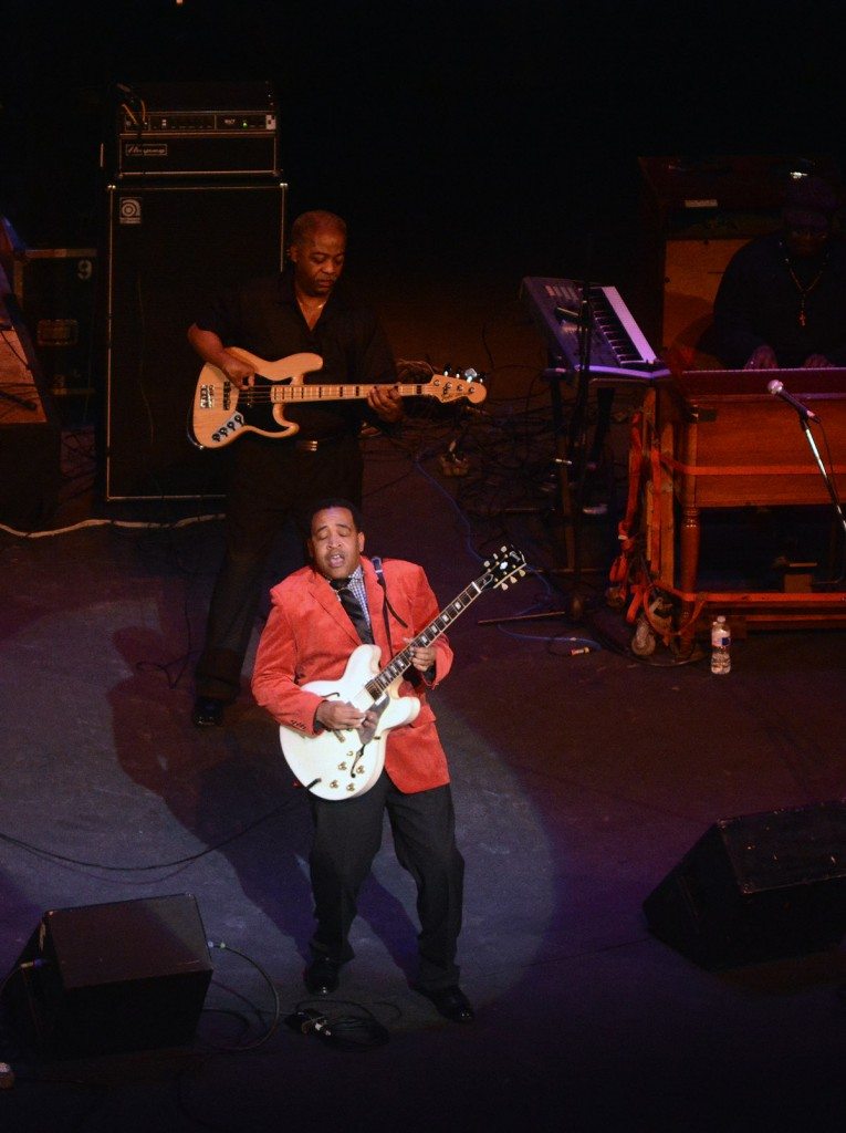 Eddie Cotton won it all for the Vicksburg Blues Society. Tim Parsons/ Tahoe Onstage