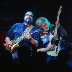Greg Golden and Frank Hannon play the hell out of their guitars. Tim Parsons / Tahoe Onstage