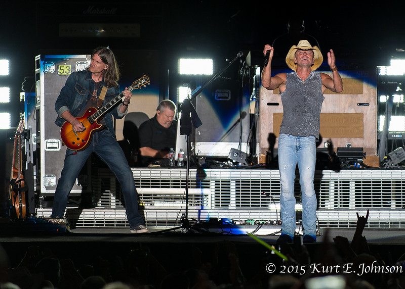 Kenny Chesney-Chase Rice @ Harvey's Outdoor Arena 07-22-2015-256-L