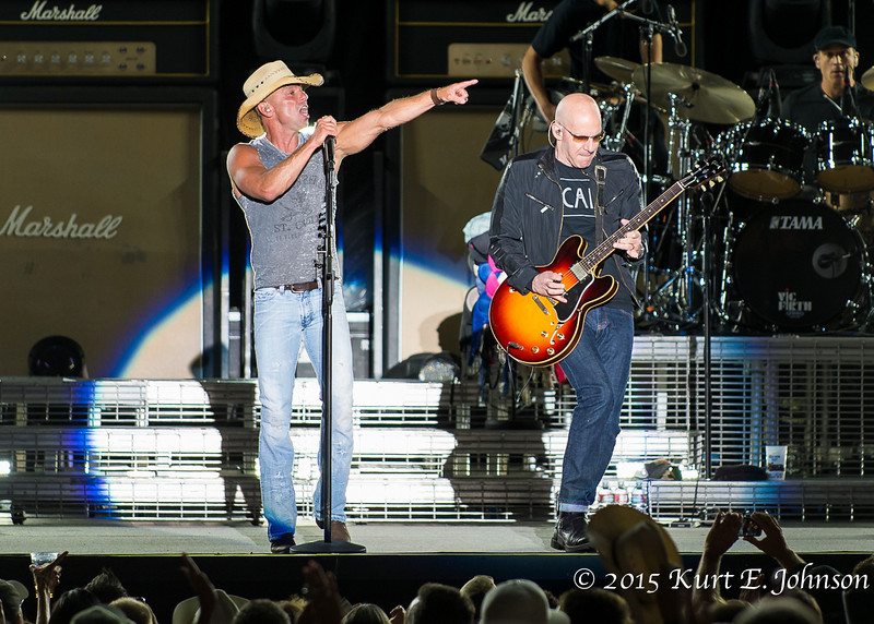 Kenny Chesney-Chase Rice @ Harvey's Outdoor Arena 07-22-2015-278-L