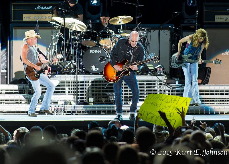 Kenny Chesney-Chase Rice @ Harvey's Outdoor Arena 07-22-2015-288-L