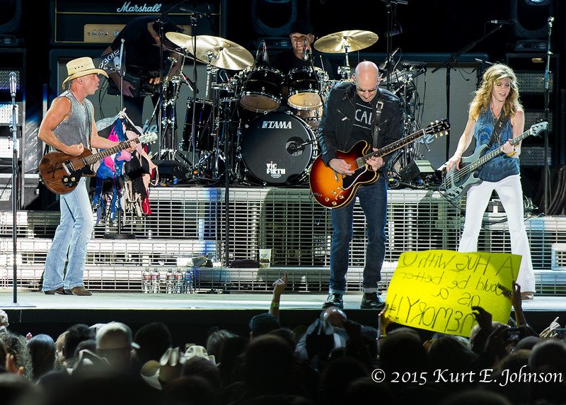 Kenny Chesney-Chase Rice @ Harvey's Outdoor Arena 07-22-2015-289-L