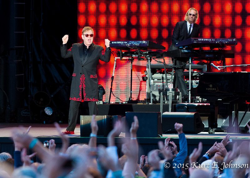 Elton John @ Harvey's Outdoor Arena 08-08-2015-31-L
