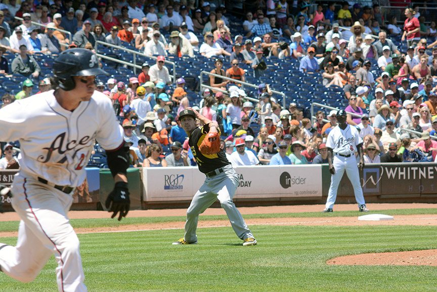 Lincecum makes a nice defensive play to record the final out in the fifth inning.
