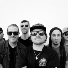 The Elovaters perform in Lake Tahoe